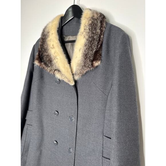 Vintage 1960s Wool Coat with Real Fur Collar Gray Double Breasted XXL - Picture 15 of 16